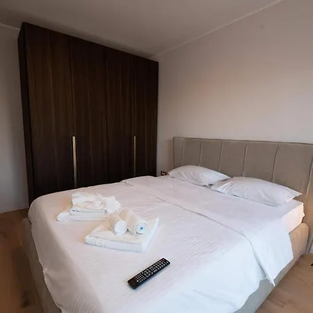 Visore Prázdninový dům *