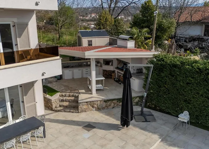 Visore Prázdninový dům *